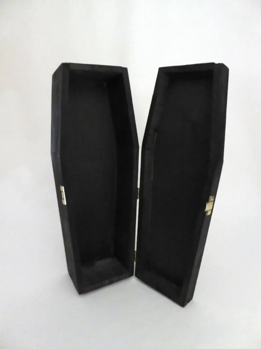 VINTAGE BLACK DEATH VODKA WOOD COFFIN GUNS N’ ROSES SKULL LIQUOR BOX ONLY